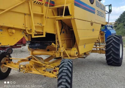 Mietitrebbia Usata New Holland 3560 AL (010)