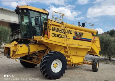 Mietitrebbia Usata New Holland 3560 AL (010)