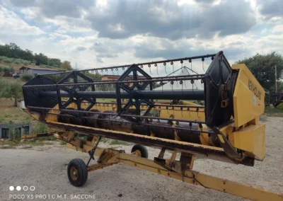 Mietitrebbia Usata New Holland AL 59 Collina Plus (012)