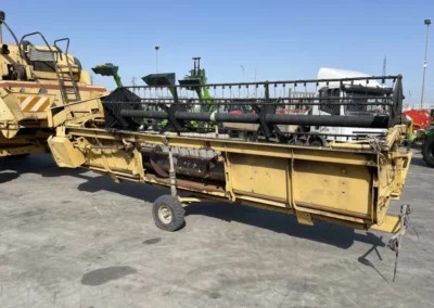 Mietitrebbia Usata New Holland TF44 (024)