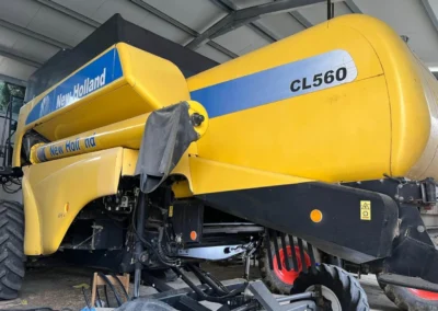 Mietitrebbia Usata New Holland CL 560 (028)