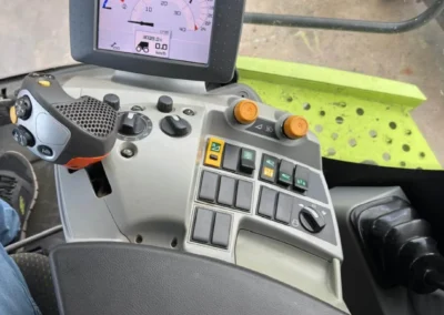 Mietitrebbia Usata Class Tucano 320 (016)